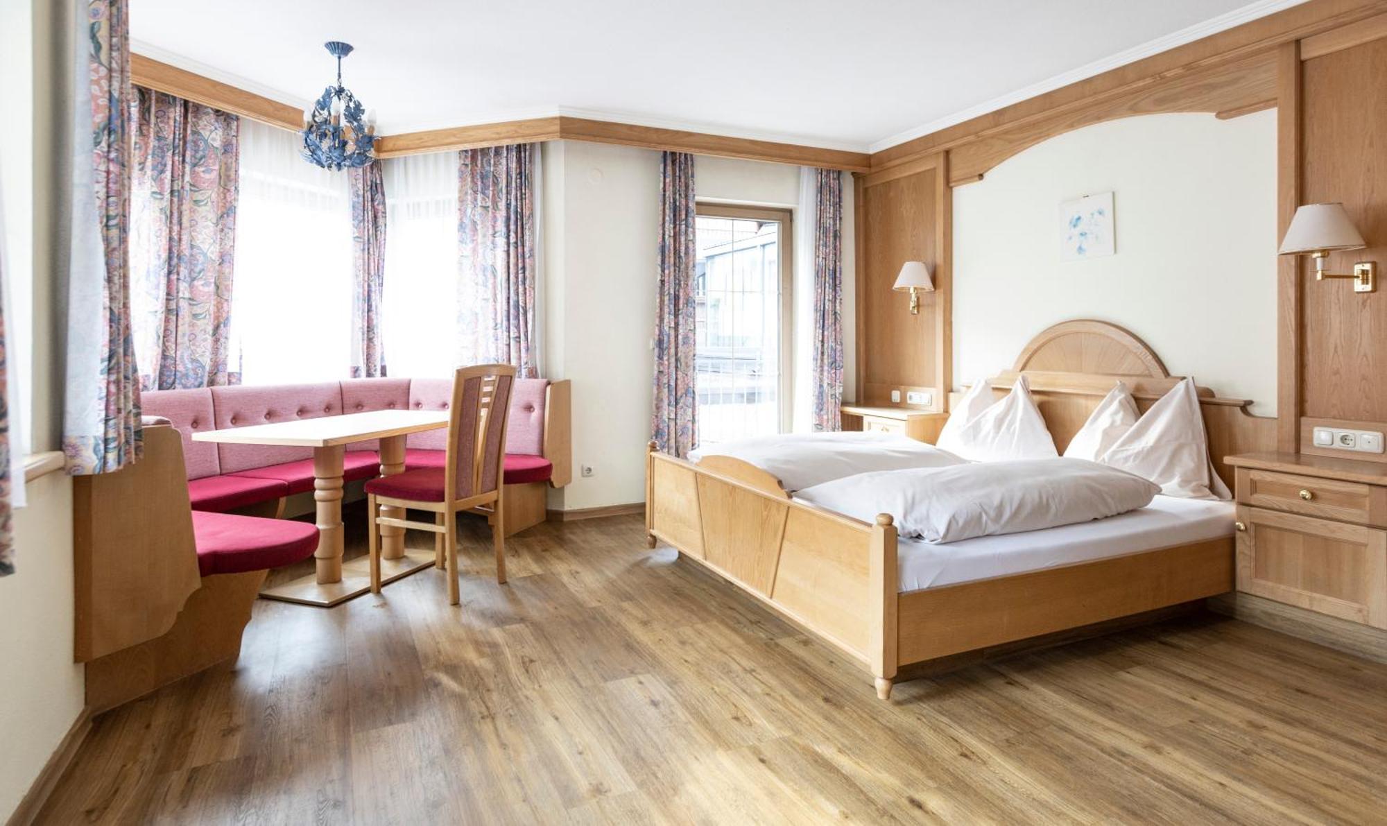 Heart Hotel Nordstern 迈尔霍芬 外观 照片