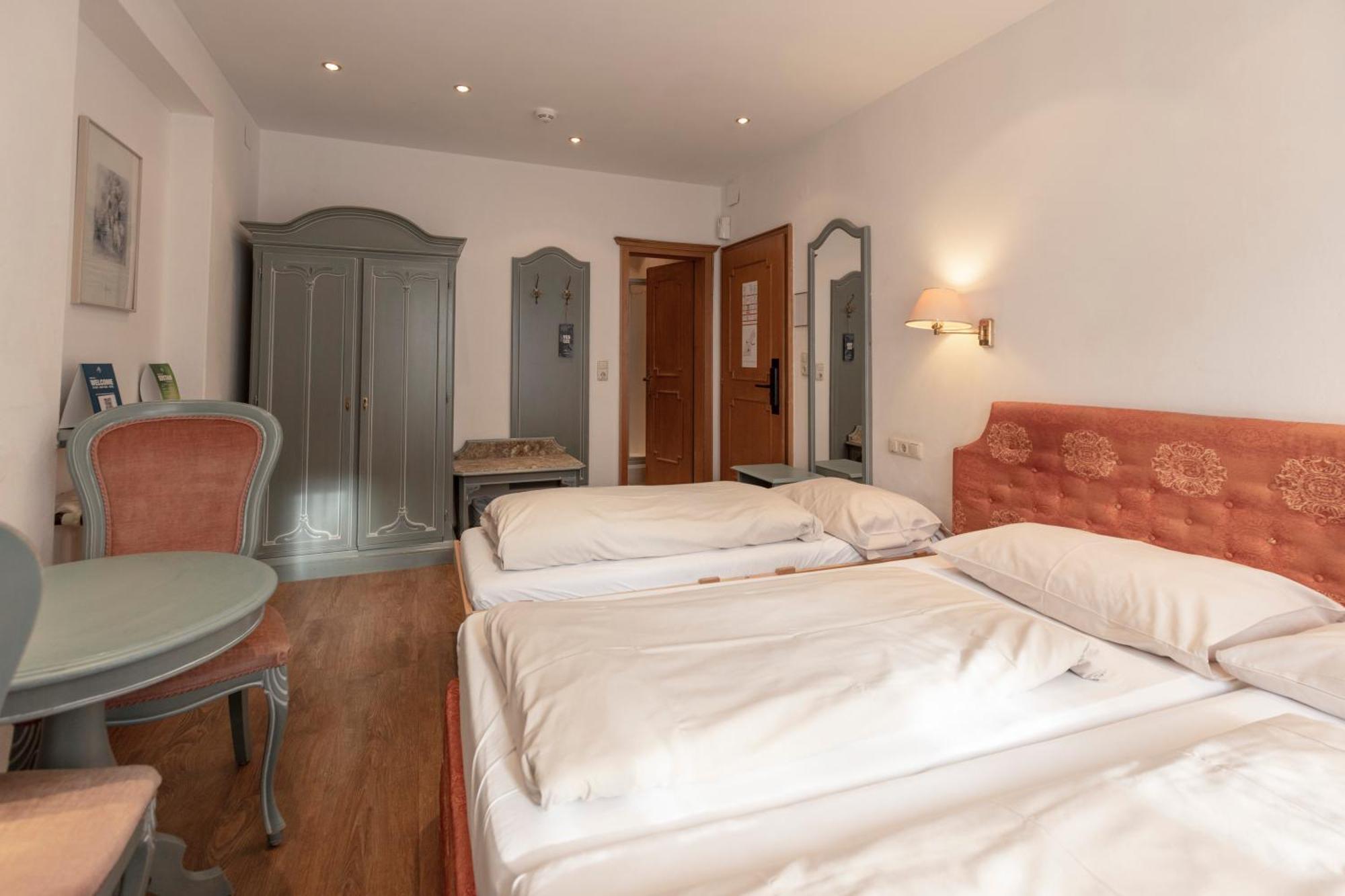 Heart Hotel Nordstern 迈尔霍芬 外观 照片