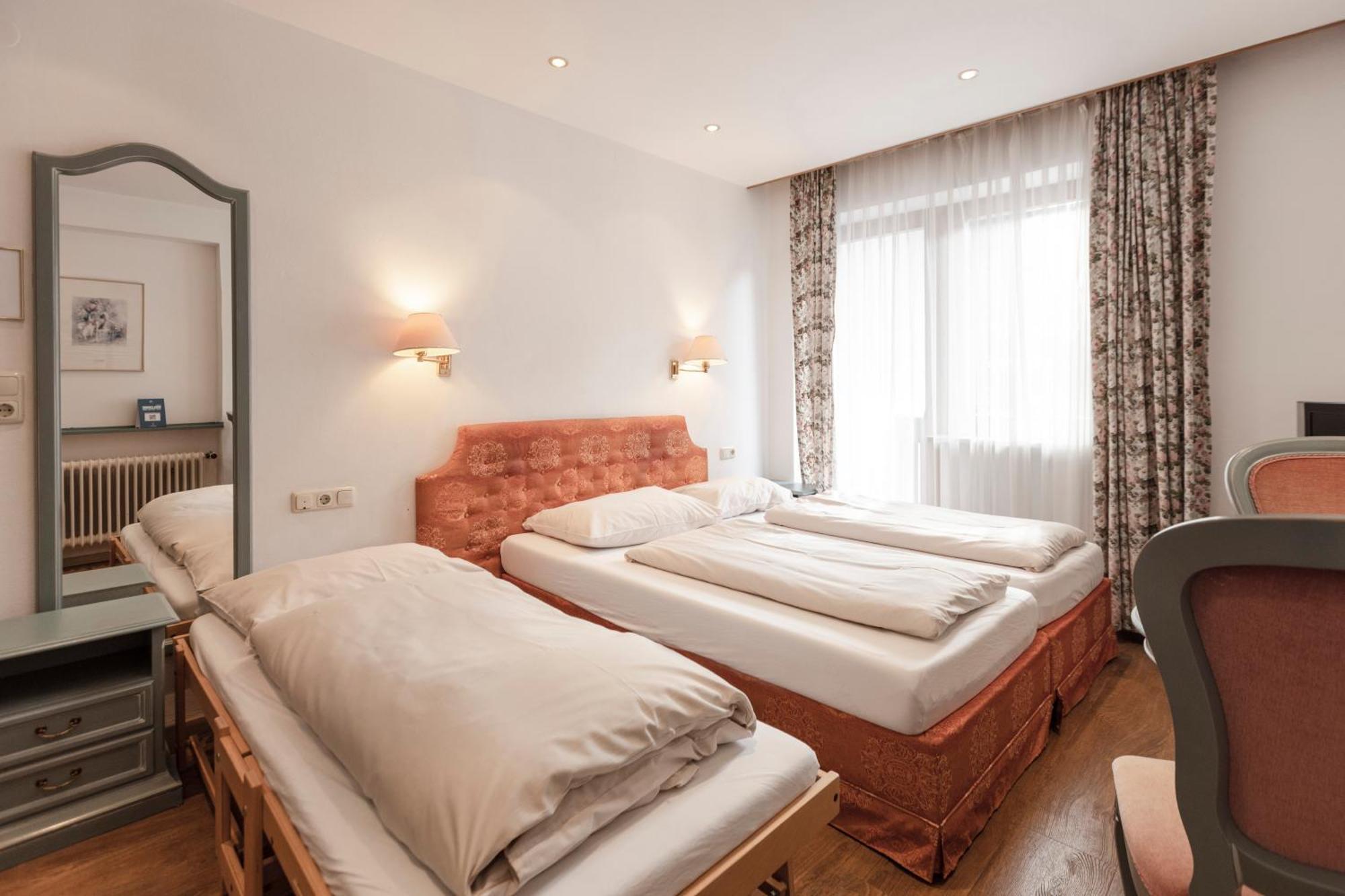 Heart Hotel Nordstern 迈尔霍芬 外观 照片
