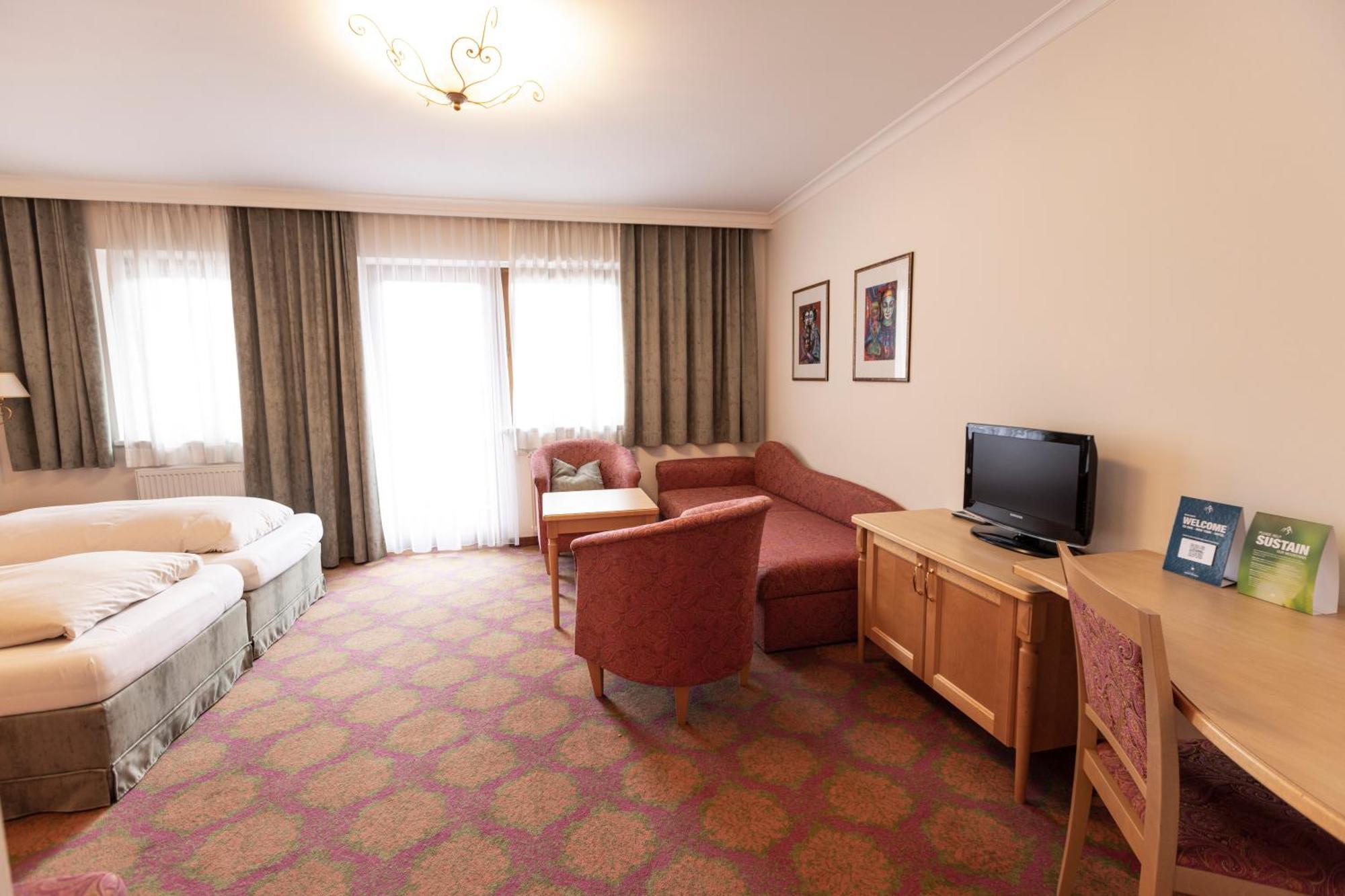 Heart Hotel Nordstern 迈尔霍芬 外观 照片