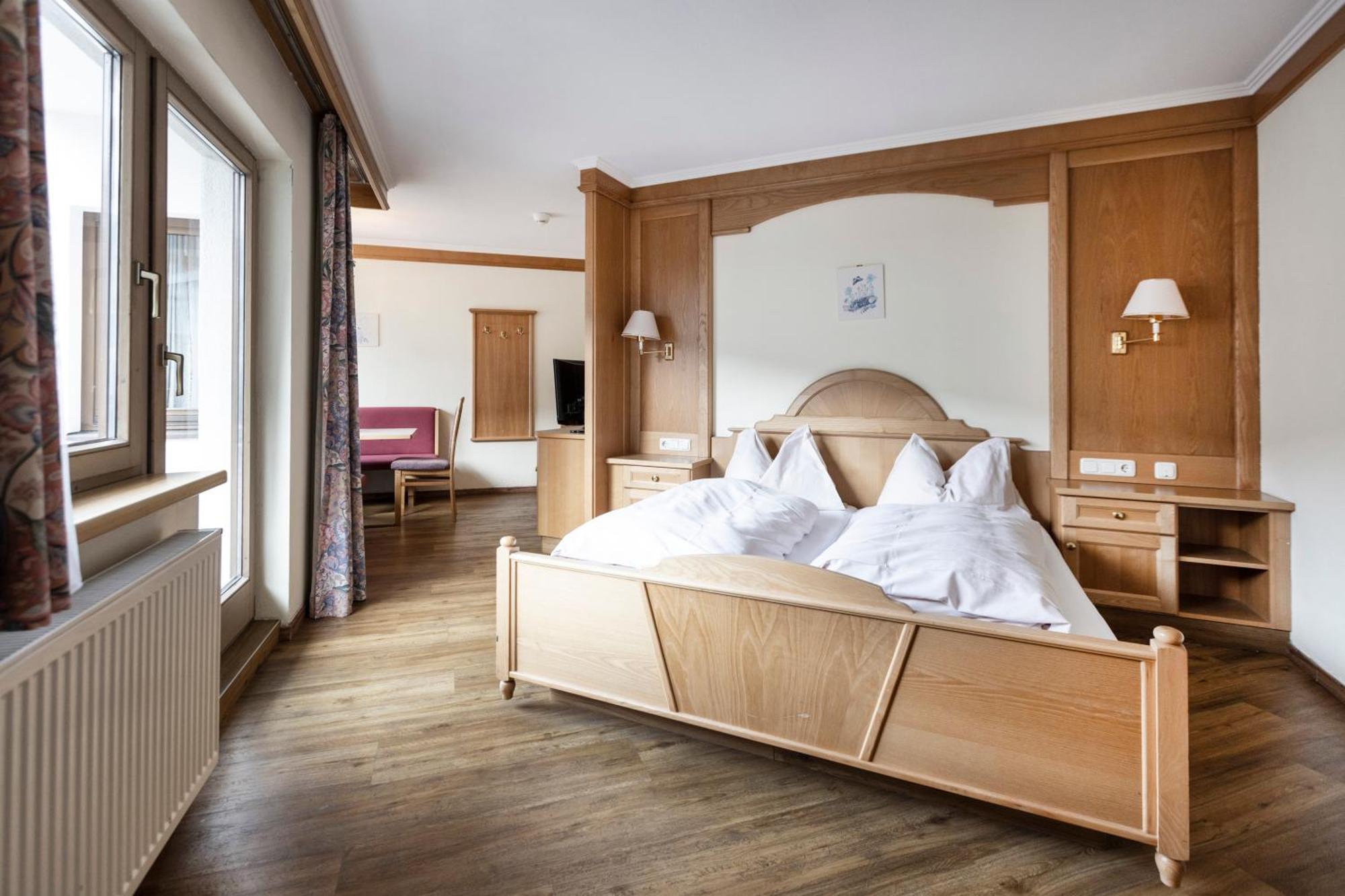 Heart Hotel Nordstern 迈尔霍芬 外观 照片