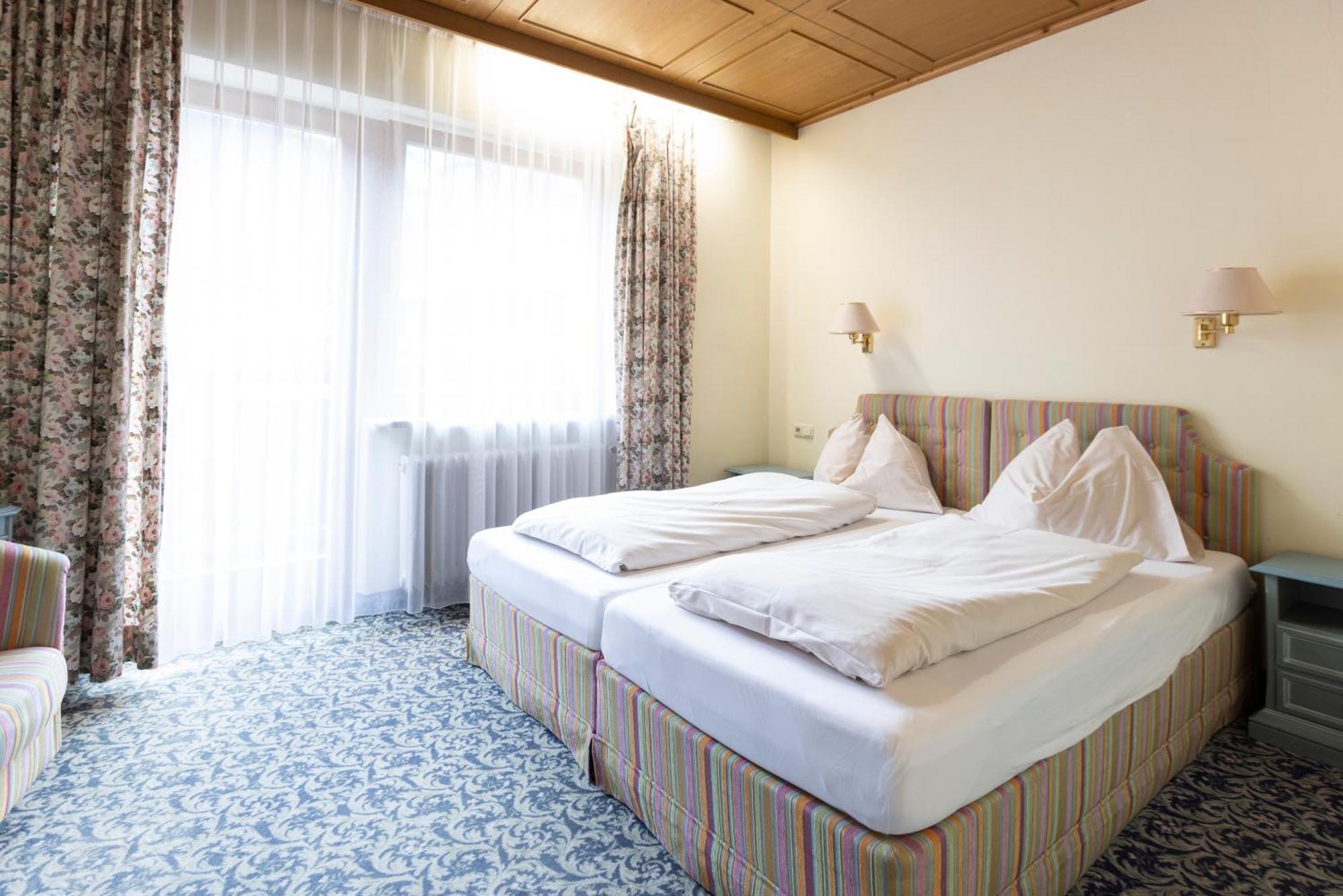 Heart Hotel Nordstern 迈尔霍芬 外观 照片